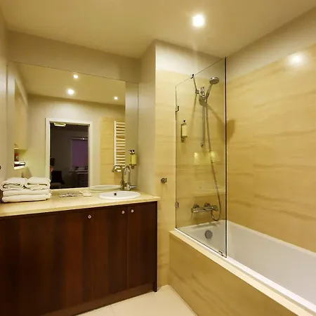Chopin - Eco Apartmanhotel