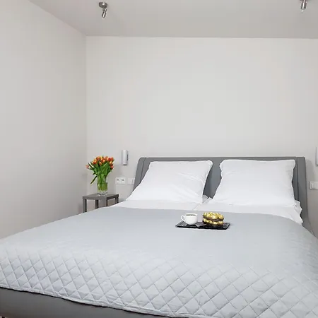 Chopin - Eco Apartmanhotel