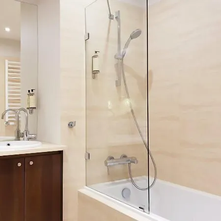 Chopin - Eco Apartmanhotel 3*