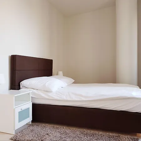 Chopin - Eco Lägenhetshotell Warszawa