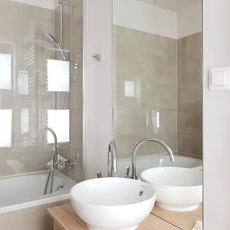 Aparthotel Chopin - Eco